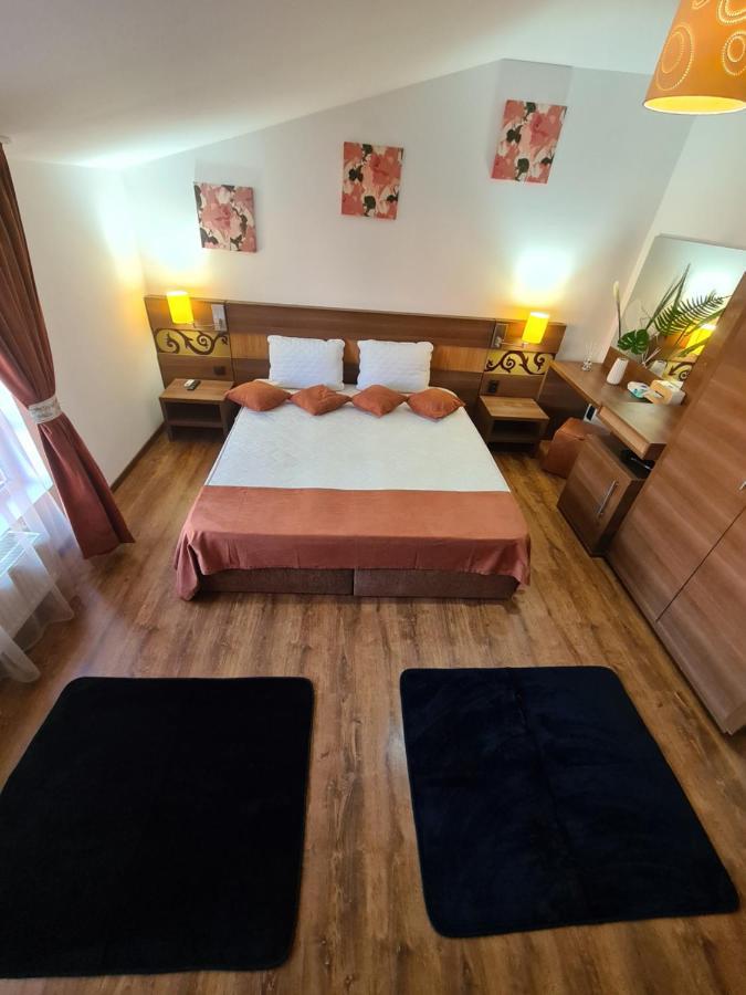 Garsoniera Privata Bed & Breakfast Bucharest Exterior photo