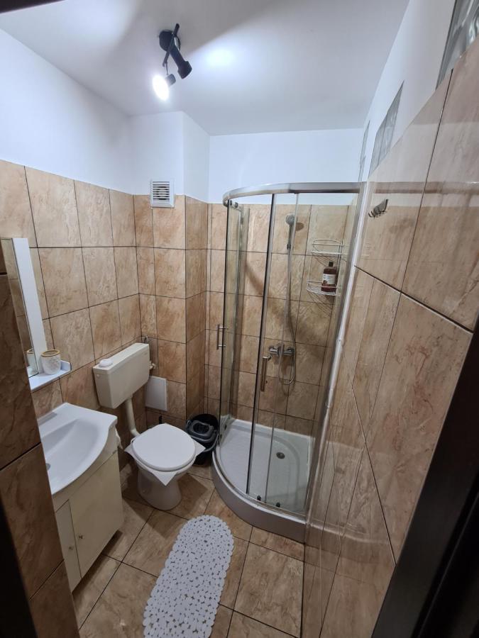 Garsoniera Privata Bed & Breakfast Bucharest Exterior photo
