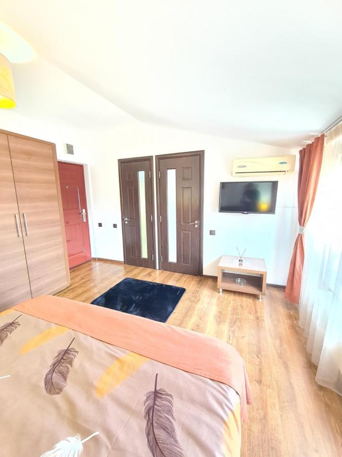 Garsoniera Privata Bed & Breakfast Bucharest Exterior photo