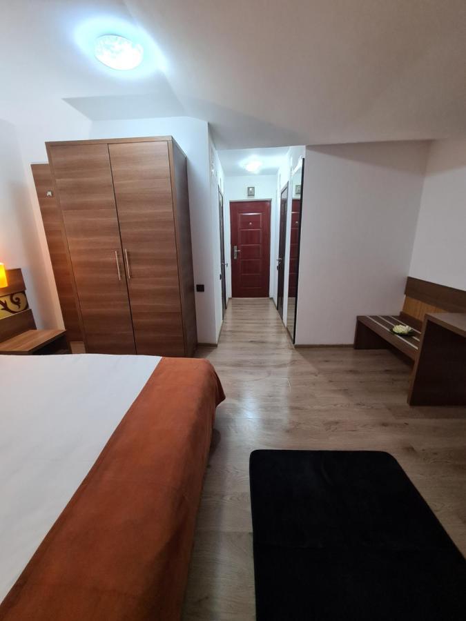 Garsoniera Privata Bed & Breakfast Bucharest Exterior photo