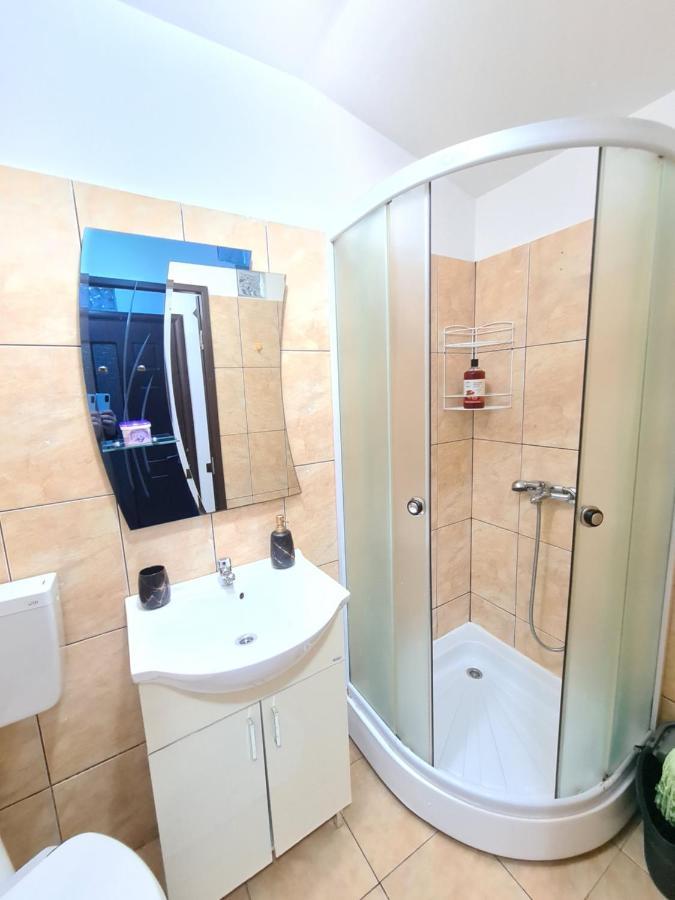 Garsoniera Privata Bed & Breakfast Bucharest Exterior photo